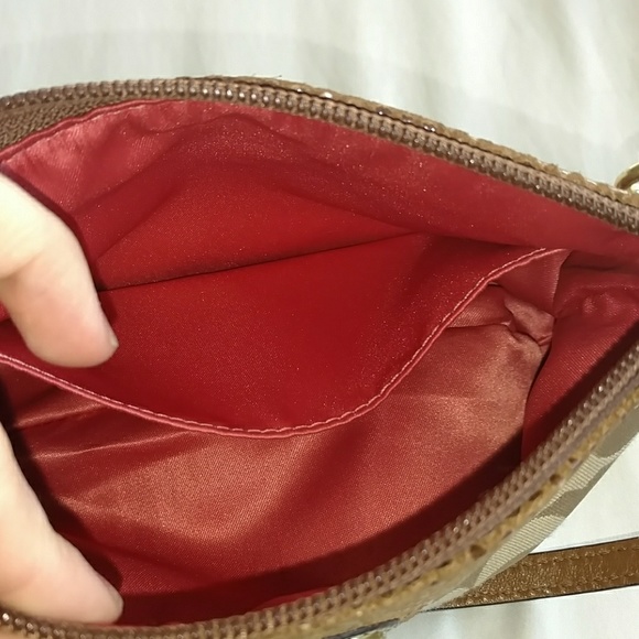 Coach •Mini Bag •Wristlet Convertible •Tan •Gold - Picture 3 of 8